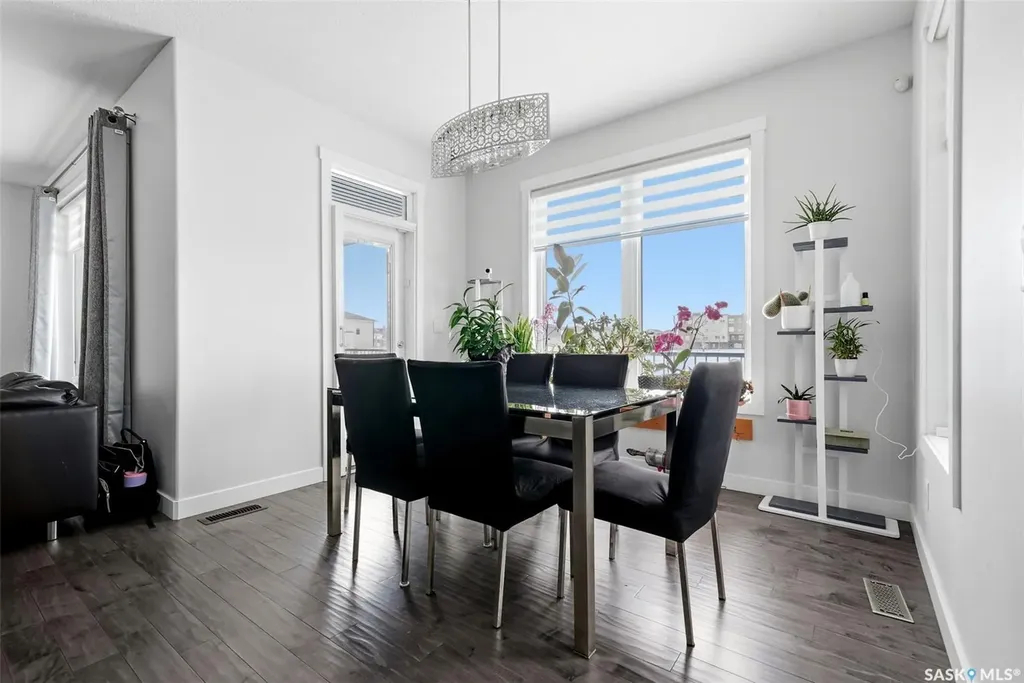 5237 Snowbirds Crescent Regina SK S4W 0H4