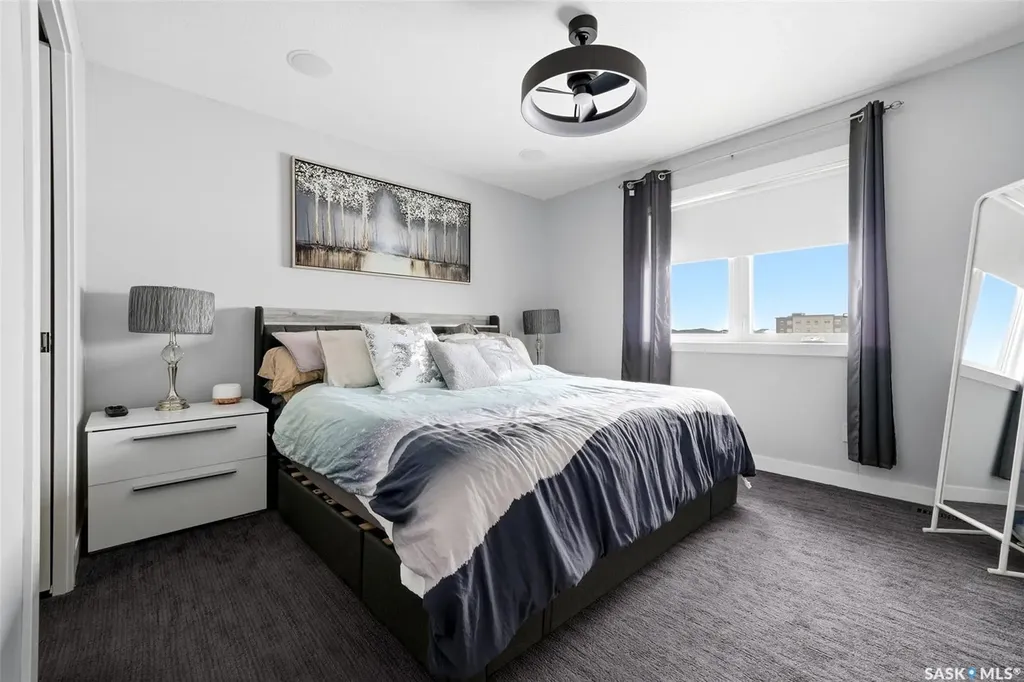 5237 Snowbirds Crescent Regina SK S4W 0H4