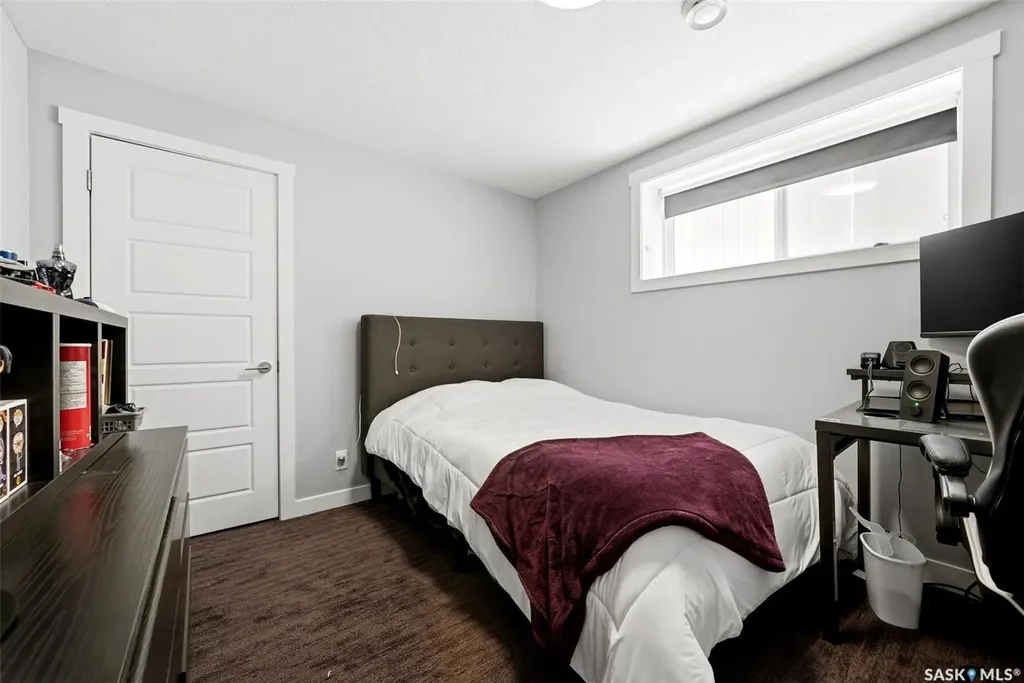 5237 Snowbirds Crescent Regina SK S4W 0H4