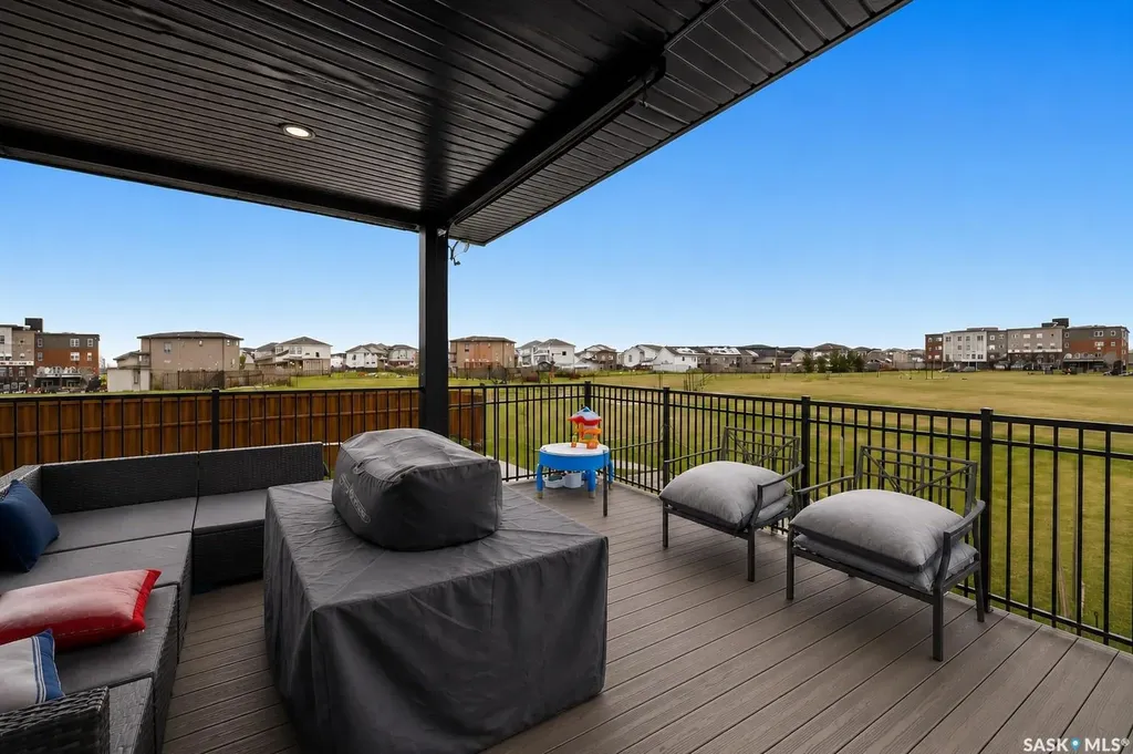 5237 Snowbirds Crescent Regina SK S4W 0H4