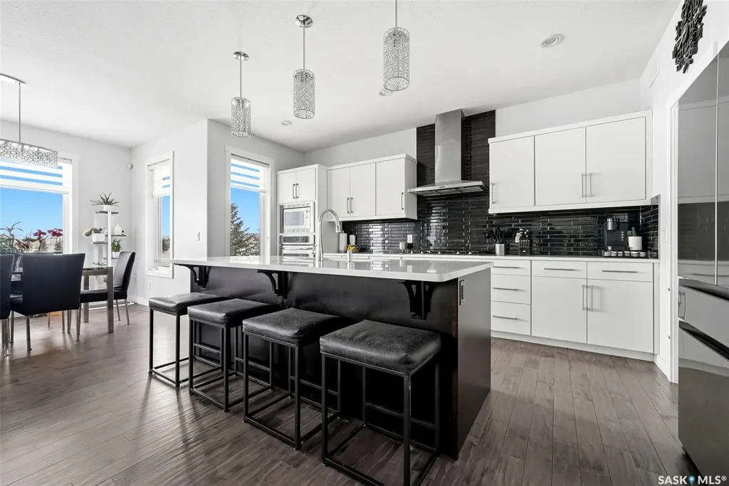 5237 Snowbirds Crescent Regina SK S4W 0H4