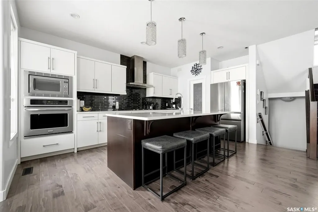 5237 Snowbirds Crescent Regina SK S4W 0H4