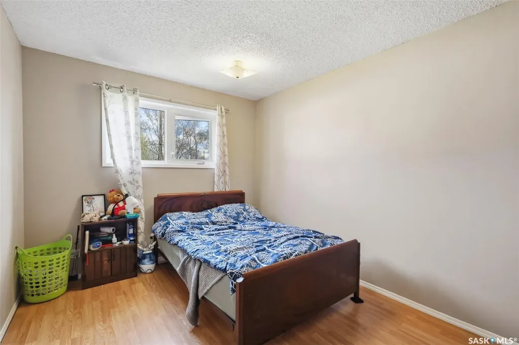 1605-1607 Laura Avenue Saskatoon SK S7N 2T2