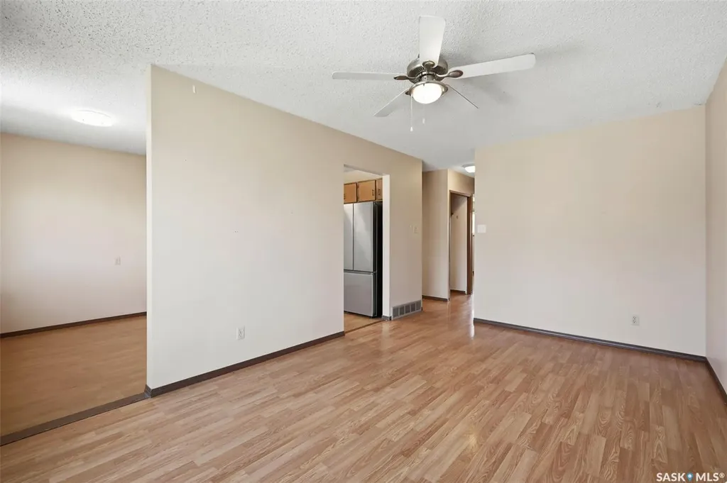 1605-1607 Laura Avenue Saskatoon SK S7N 2T2
