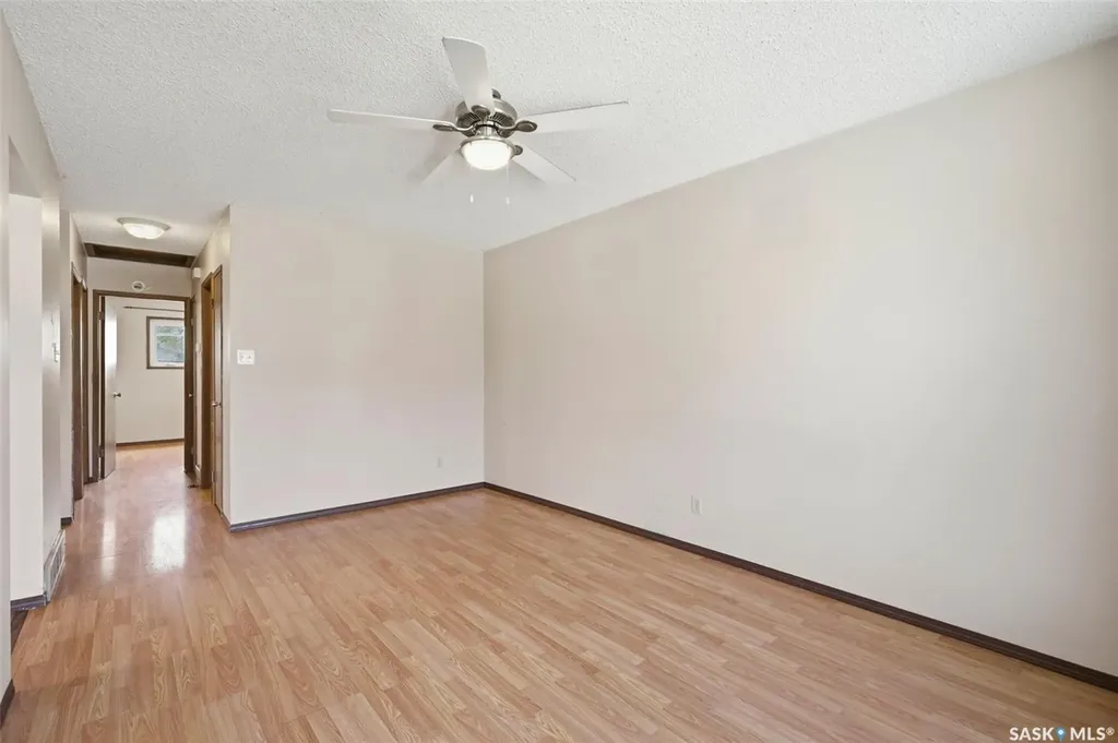 1605-1607 Laura Avenue Saskatoon SK S7N 2T2