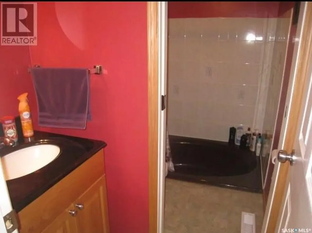 1101 109th Avenue Tisdale SK S0E 1T0
