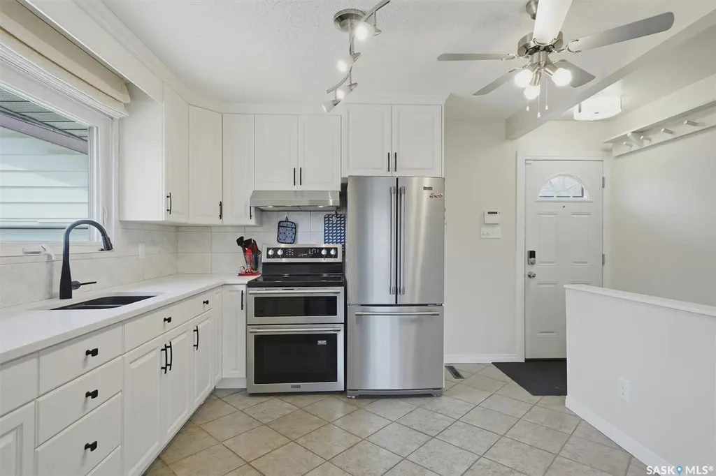 2922 21st Street W Saskatoon SK S7M 0W5