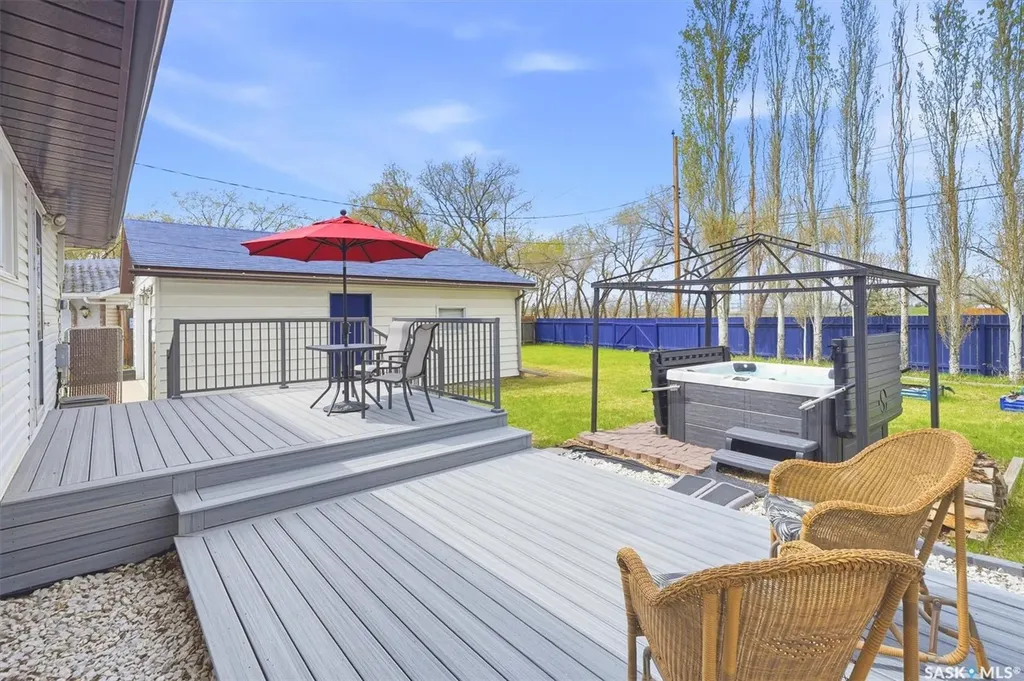 2922 21st Street W Saskatoon SK S7M 0W5