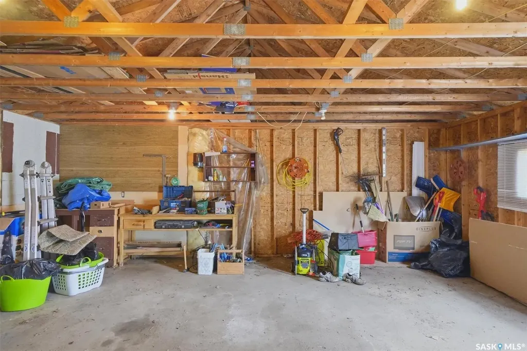 2922 21st Street W Saskatoon SK S7M 0W5