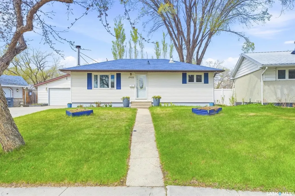 2922 21st Street W Saskatoon SK S7M 0W5