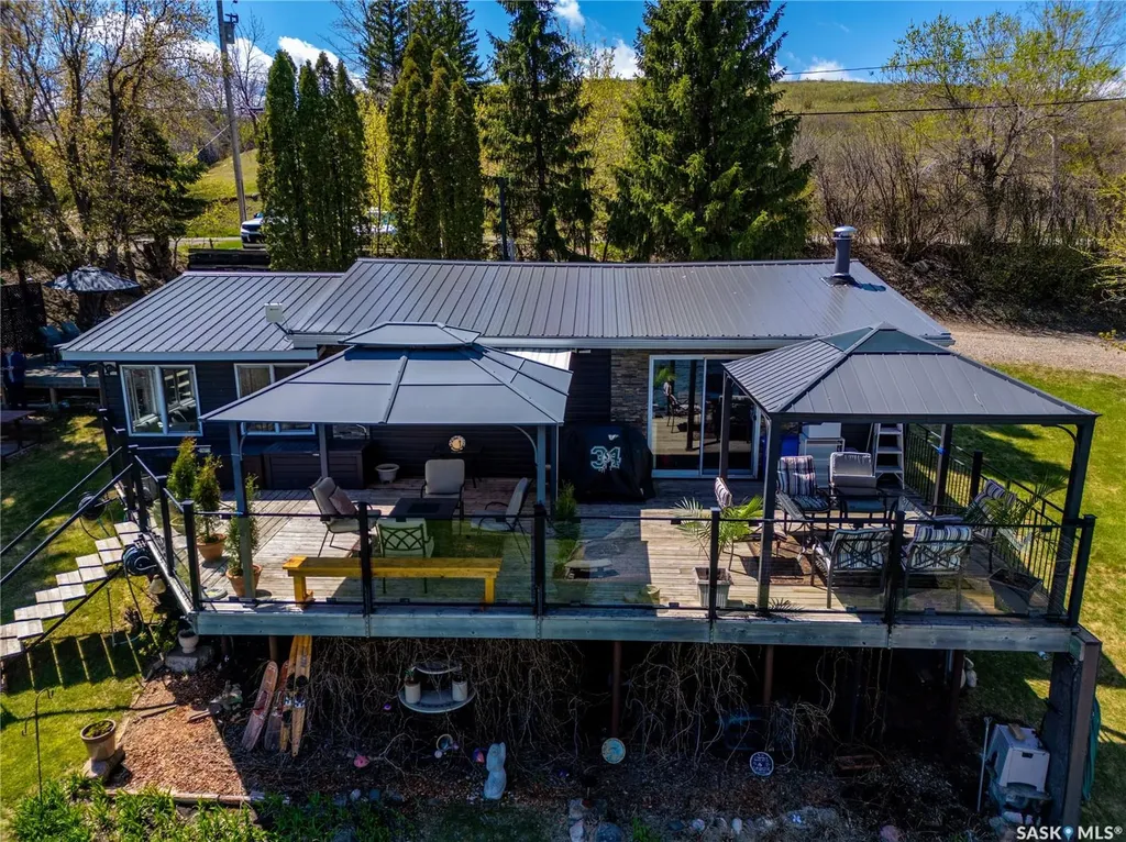 408 Tatanka Drive Sun Valley SK S6H 4P2
