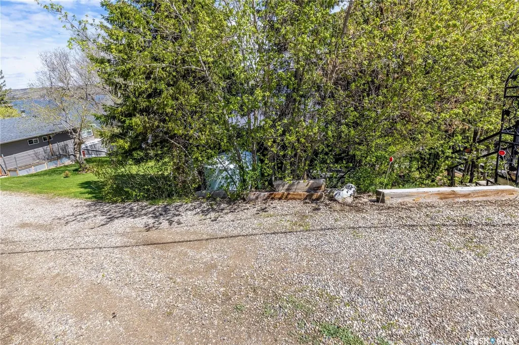 408 Tatanka Drive Sun Valley SK S6H 4P2