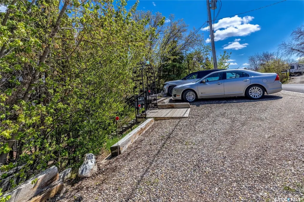 408 Tatanka Drive Sun Valley SK S6H 4P2