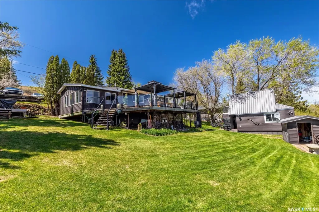 408 Tatanka Drive Sun Valley SK S6H 4P2