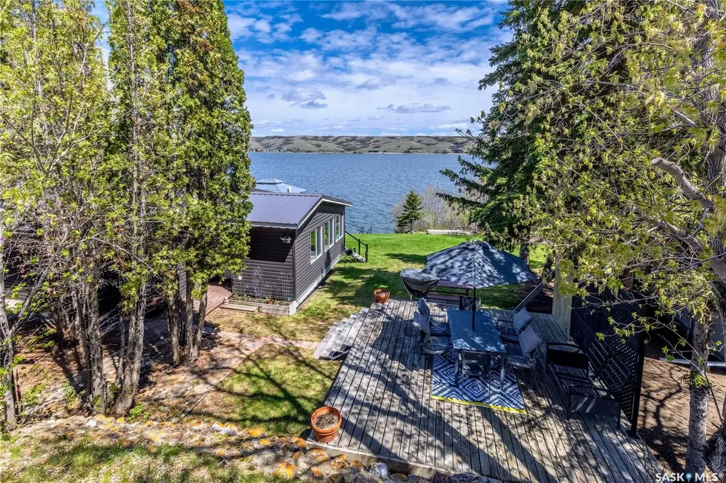 408 Tatanka Drive Sun Valley SK S6H 4P2