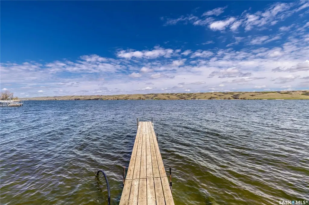 408 Tatanka Drive Sun Valley SK S6H 4P2
