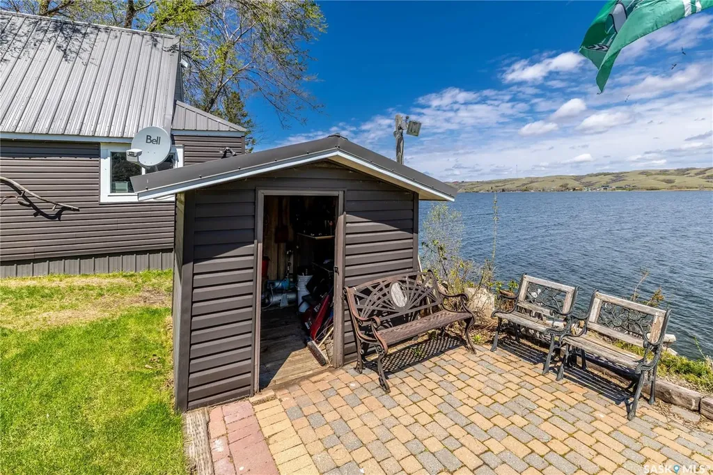 408 Tatanka Drive Sun Valley SK S6H 4P2