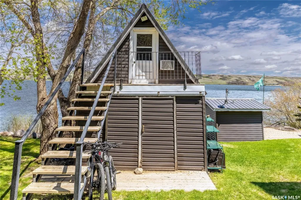408 Tatanka Drive Sun Valley SK S6H 4P2