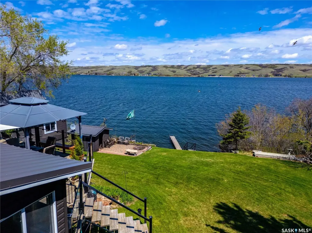 408 Tatanka Drive Sun Valley SK S6H 4P2