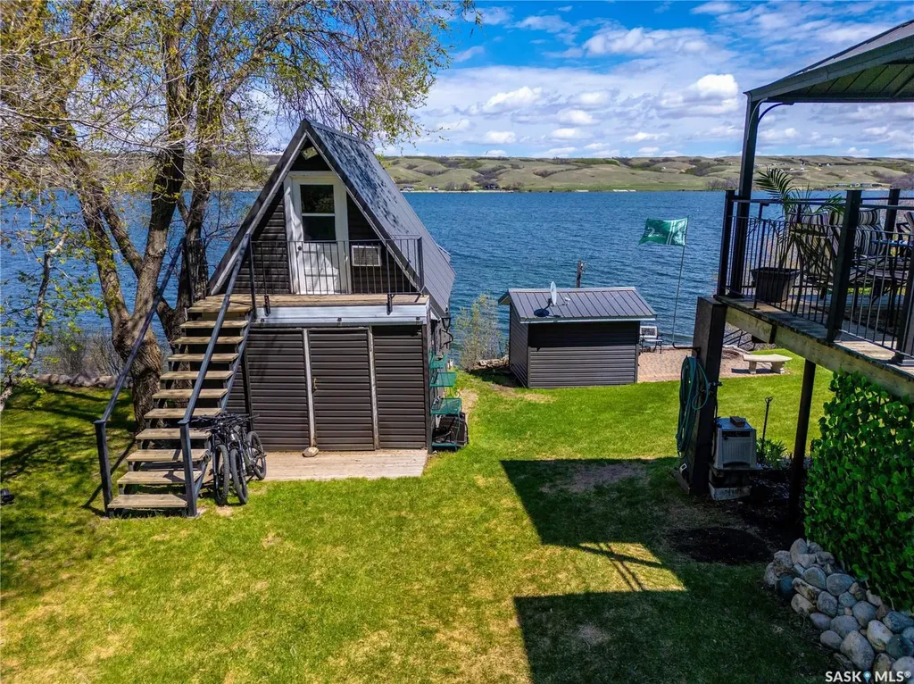 408 Tatanka Drive Sun Valley SK S6H 4P2