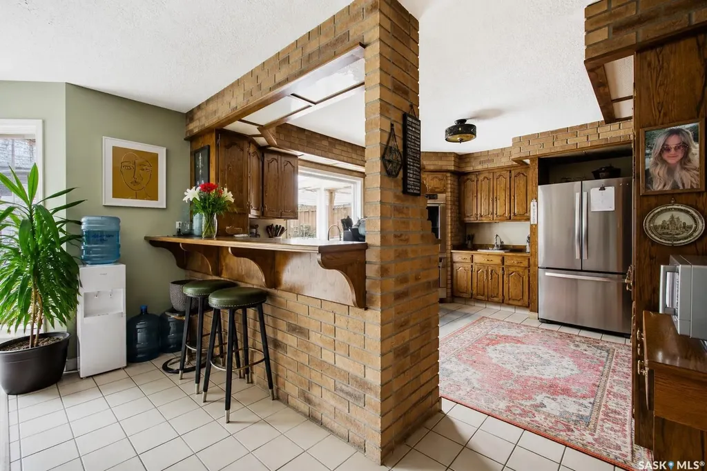 2402 Truesdale Drive Regina SK S4V 0W2