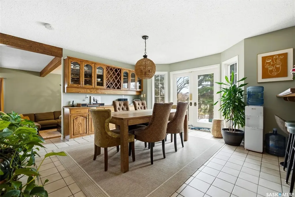 2402 Truesdale Drive Regina SK S4V 0W2
