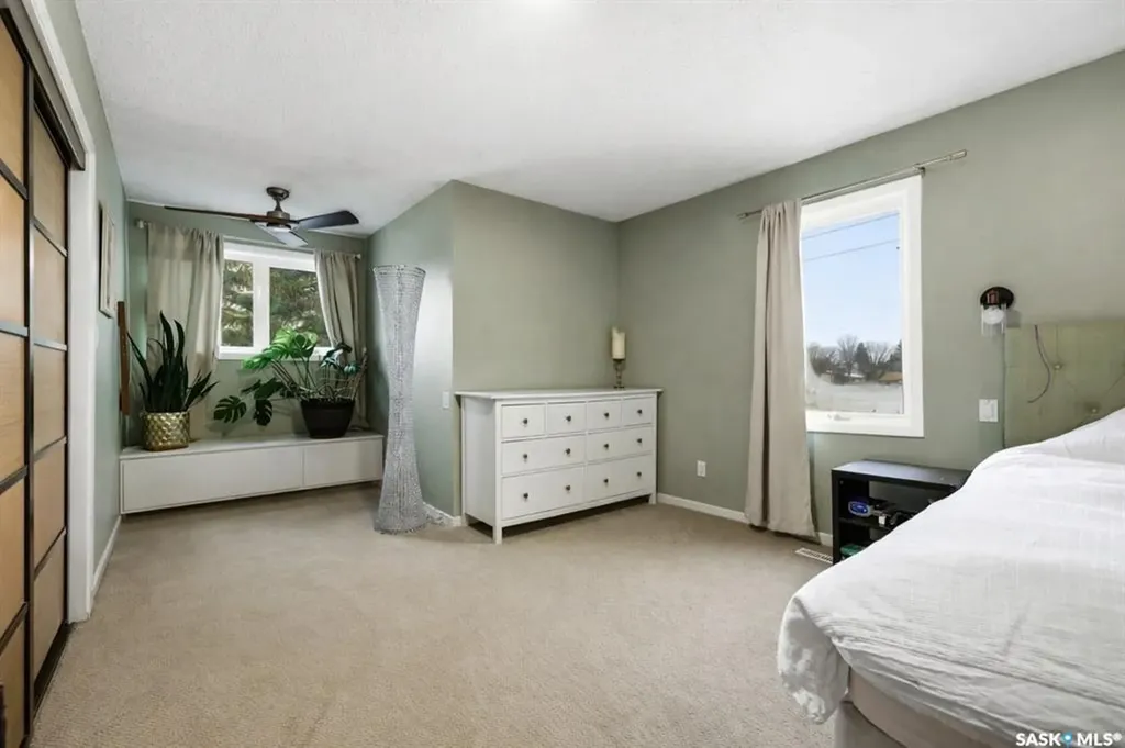 2402 Truesdale Drive Regina SK S4V 0W2