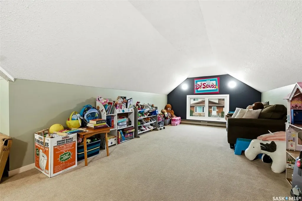 2402 Truesdale Drive Regina SK S4V 0W2