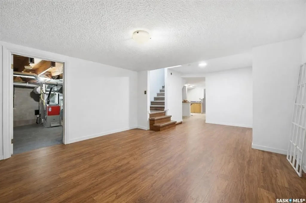 2402 Truesdale Drive Regina SK S4V 0W2