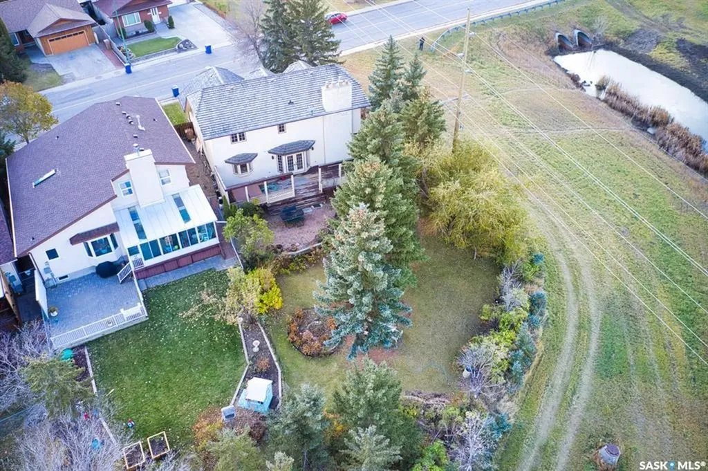 2402 Truesdale Drive Regina SK S4V 0W2