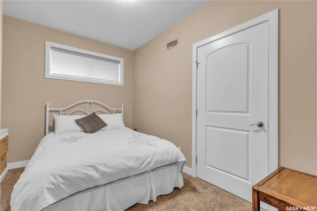 #26 Estates Drive Elk Ridge SK S0J 2Y0