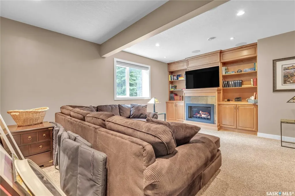 #26 Estates Drive Elk Ridge SK S0J 2Y0