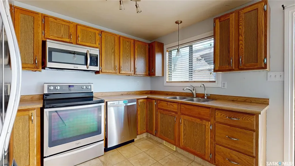1134 Brown Street Regina SK S4N 6K6