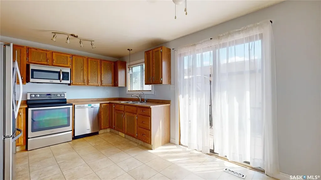 1134 Brown Street Regina SK S4N 6K6