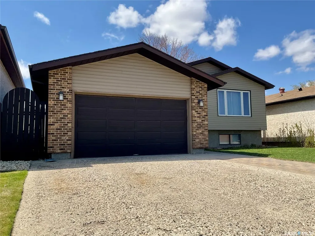 1134 Brown Street Regina SK S4N 6K6