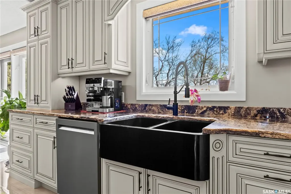 3383 Dent Crescent Prince Albert SK S6V 7H2