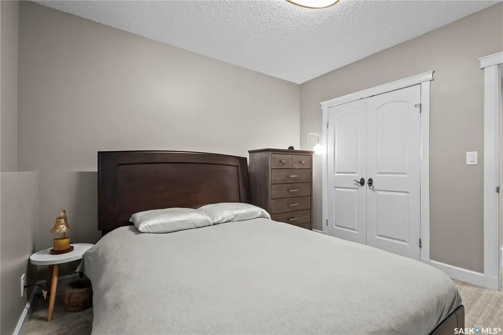 3383 Dent Crescent Prince Albert SK S6V 7H2