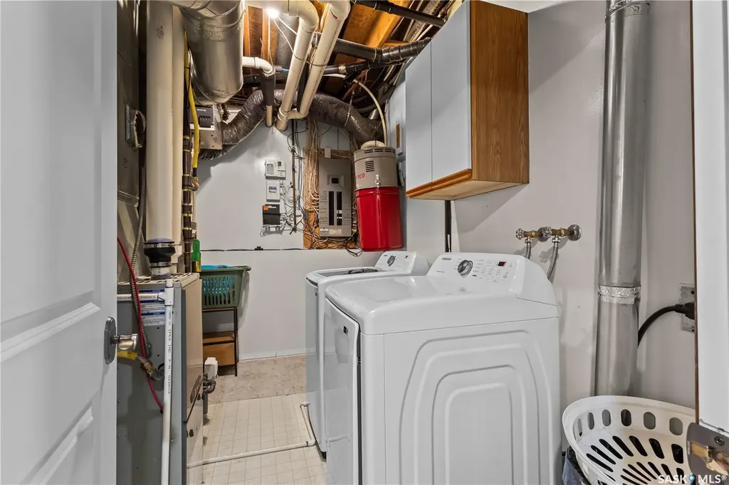 3383 Dent Crescent Prince Albert SK S6V 7H2