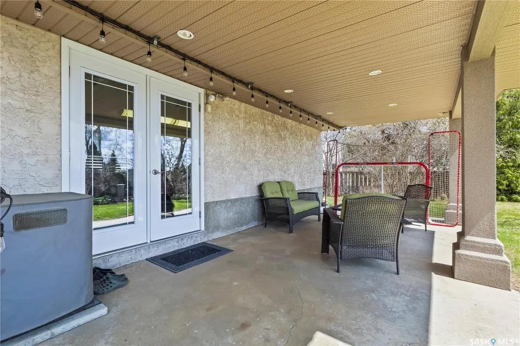 3383 Dent Crescent Prince Albert SK S6V 7H2
