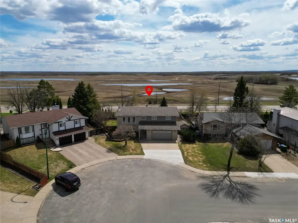3383 Dent Crescent Prince Albert SK S6V 7H2