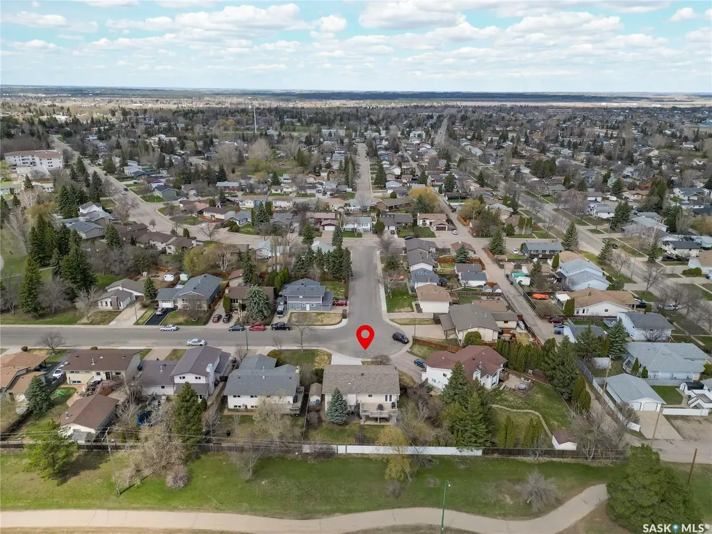 3383 Dent Crescent Prince Albert SK S6V 7H2
