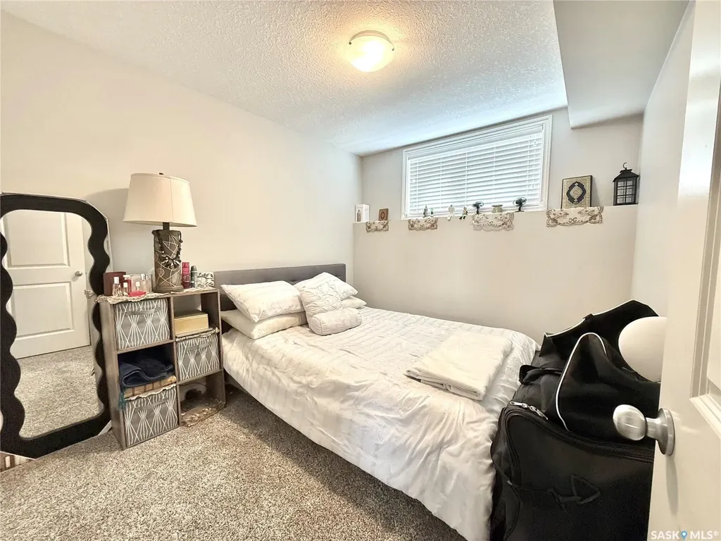 110 Akhtar Bend Saskatoon SK S7W 0X5