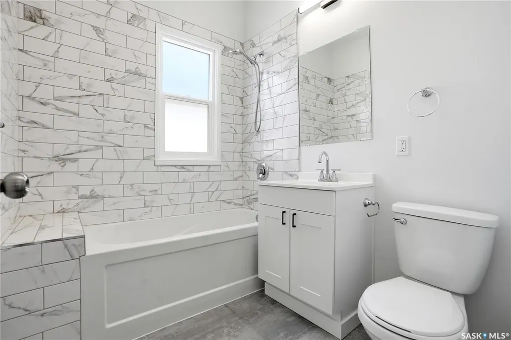 2324 Wallace Street Regina SK S4N 4A9