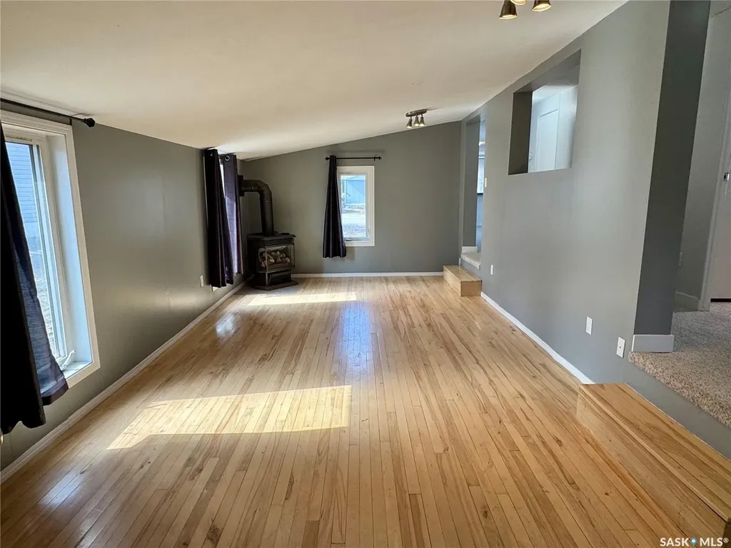 1112 Dalby Crescent La Ronge SK S0J 1L0