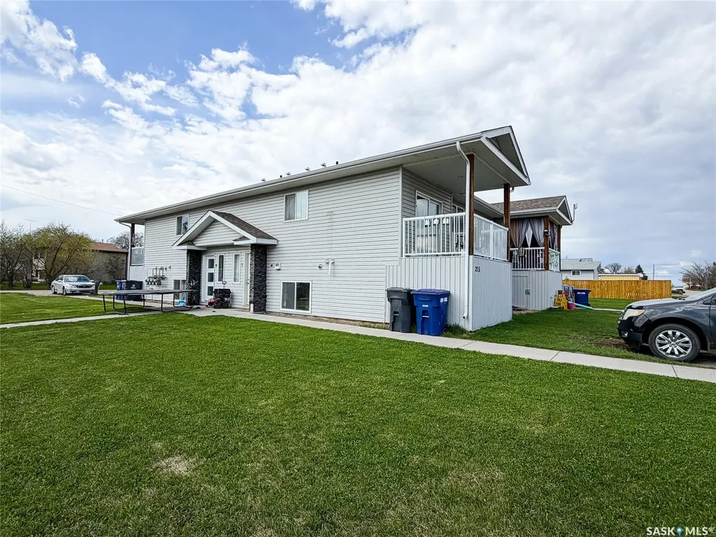 215 2nd Street W Meadow Lake SK S9X 1C7