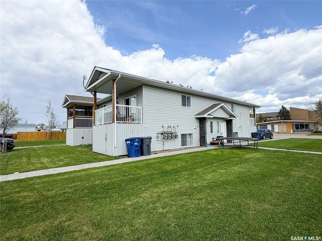 215 2nd Street W Meadow Lake SK S9X 1C7