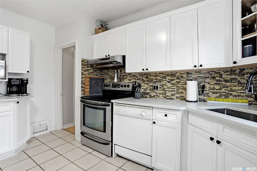 3410 Mccallum Avenue Regina SK S4S 0S1