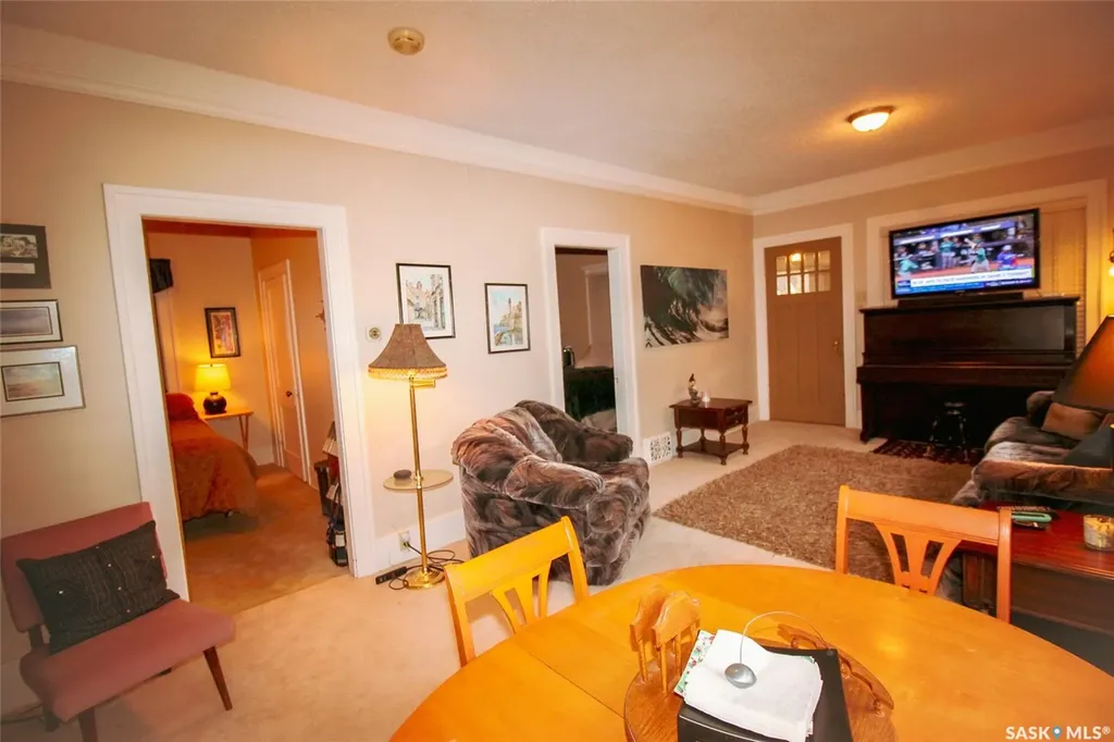 515 1st Street E Shaunavon SK S0N 2M0