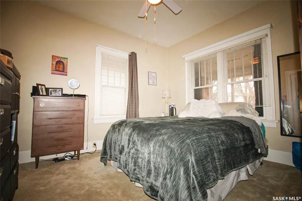 515 1st Street E Shaunavon SK S0N 2M0