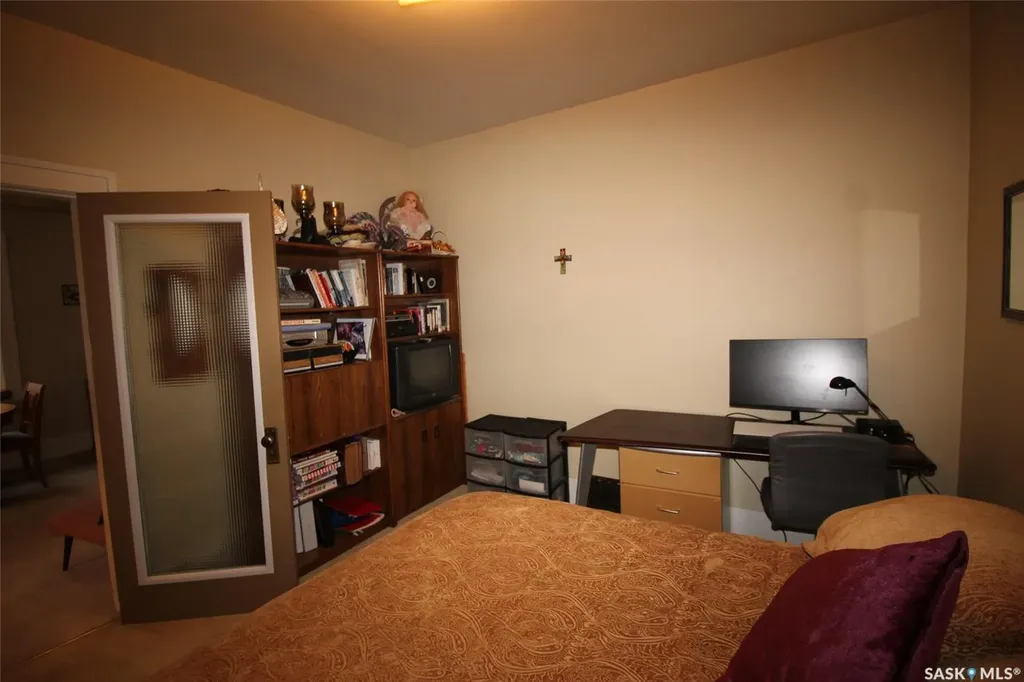 515 1st Street E Shaunavon SK S0N 2M0